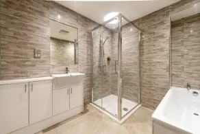 Royal Scots Club - Bathroom