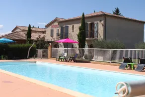 Hôtel et Restaurant Logis Le Mas de Mon Père - Pool