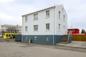 G19 Boutique Apartments - Interior entrance
