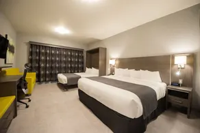 Hotel & Suites Le Dauphin Drummondville - Chambre