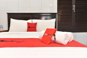 RedDoorz Plus @ Singaraja - Room