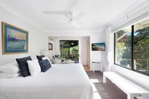 Sensom at Sapphire B&B - Room