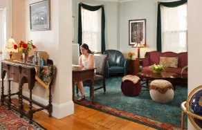 Irving House at Harvard - Réception