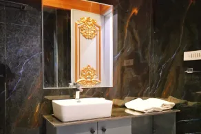 Heritage Home Stay - Bathroom