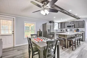 Updated Home Near Manatee Springs State Park! - Innenbereich