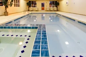 Holiday Inn Express Hotel & Suites Athens by IHG - Piscine