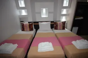 Hôtel-Café-Restaurant Pyramides, - Chambre