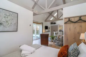 Church View Retreat - Habitación