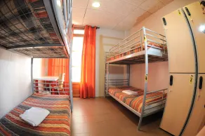Albergue Zaragoza Hostel - Zimmer