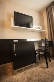 Turm Hotel - Chambre