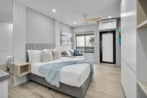 Belmoral Corporate Suites - Room