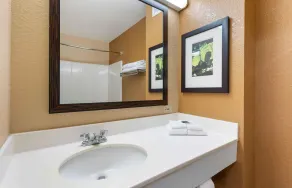 Extended Stay America Suites - Dublin - Hacienda Dr - Badezimmer