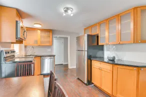 Pet-friendly Malden Apartment: 7 Mi to Boston! - Eget kök