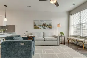 Central Condo 2 Mi to Downtown Fuquay-varina - Interiör