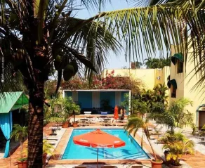 Mariá Plaza Hotel - Piscina