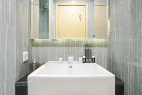 Luxurious Studio at Capitol Suites Apartment - Room
