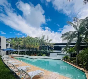 at Marina Shores - Piscina