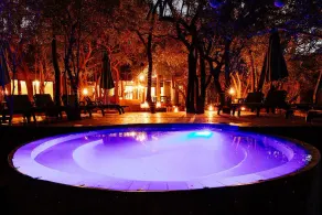 Tambuti Lodge - Pool