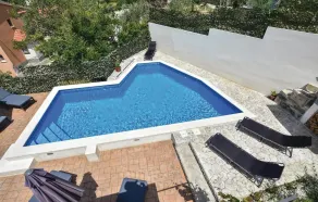 Stunning Home in Srinjine With Wifi and 4 Bedrooms - Pool