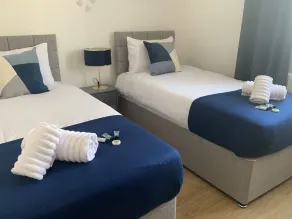 Absolute Stay in Sherwood-free Parking-east Midlands Airport-contractors-family - Room