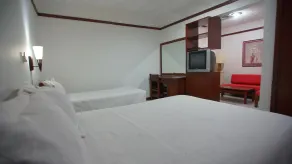 Hotel Bachue Girardot - Room