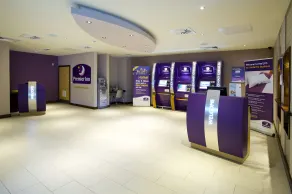 Premier Inn Glasgow Cc Buchanan Galleries - Reception