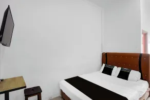 Hotel O near RSUD Embung Fatimah formerly Lebron Inn - Habitación