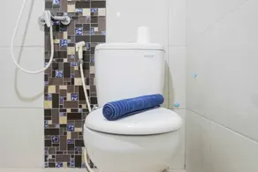 High Floor Studio Apartment at Orchard Tower Supermall Mansion - Bathroom