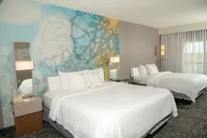 Courtyard by Marriott Erie Ambassador Conference Center - Chambre