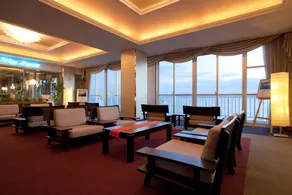 Ginpaso - Sitzecke in der Lobby