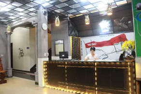DMZ Hostel - Reception