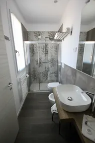 Pove 2.4 Hotel - Badezimmer