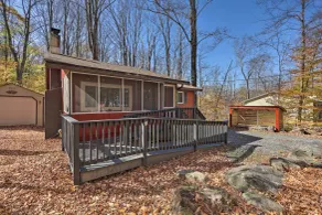 Arrowhead Lake Amenities: Quaint Home w/ Fireplace - Interiør