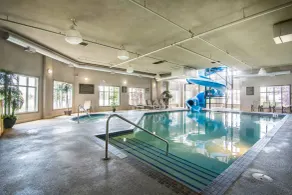 Comfort Inn & Suites Fort Saskatchewan - Pool