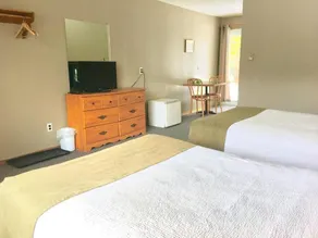 The Spirit Rock Outpost & Lodge - Camera