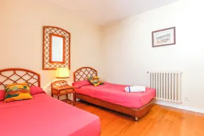 Just 10 Minutes From Sitges, House With Private Garden and Pool- - Værelse