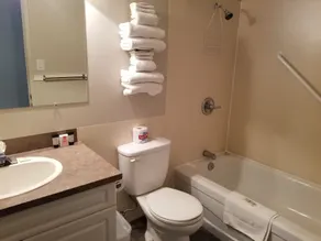 Osoyoos Lakeview Inn & Suites - Salle de bain