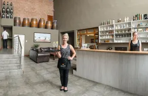 HERMS Restaurant & Accommodation - Lobby