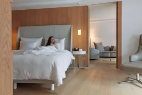 7132 Hotel - Room