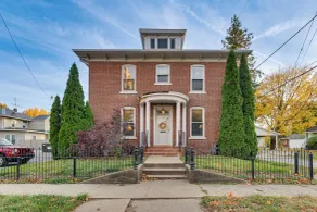 Pet-friendly Historic Library Home on Route 66 - Innvendig