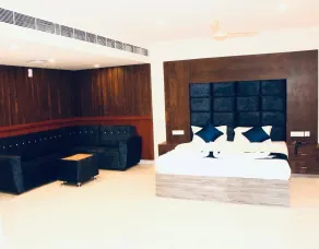SAS SQUARE - Room