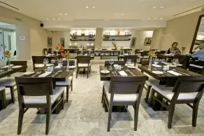 Broadway Hotel & Suites - Restaurante