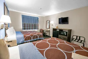 Super 8 by Wyndham Kenosha/Pleasant Prairie - Chambre
