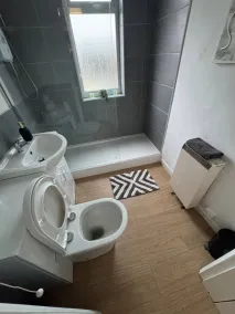 Elegant Wigston Getaway - Modern Comfort & Free Parking - Salle de bain