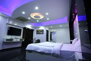 Hotel RR International - Room