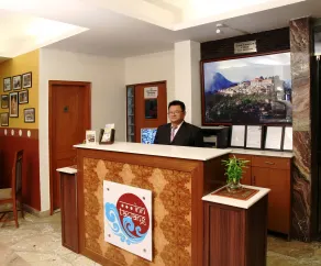 Inn Tawang Near B L Kapoor Hospital A Well Hygiene Hotel - Reception