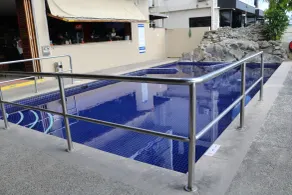 Smugglers Cove Beach Resort & Hotel - Piscine