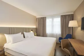 NH Frankfurt Airport - Room