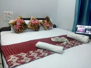 City Hotel - Room