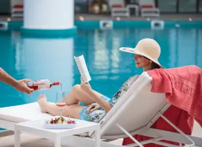 Al Jaddaf Rotana Dubai - Piscine
